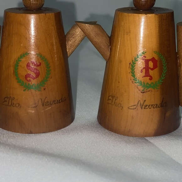 The Unbranded Brand Other - Coffee Pots Wood Salt & Pepper Shaker Vintage Antique Novelty WITH PLUGS